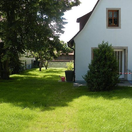 Boutiquehotel Goldene Rose - Self-Check-In Ротенбург-на-Таубере Экстерьер фото