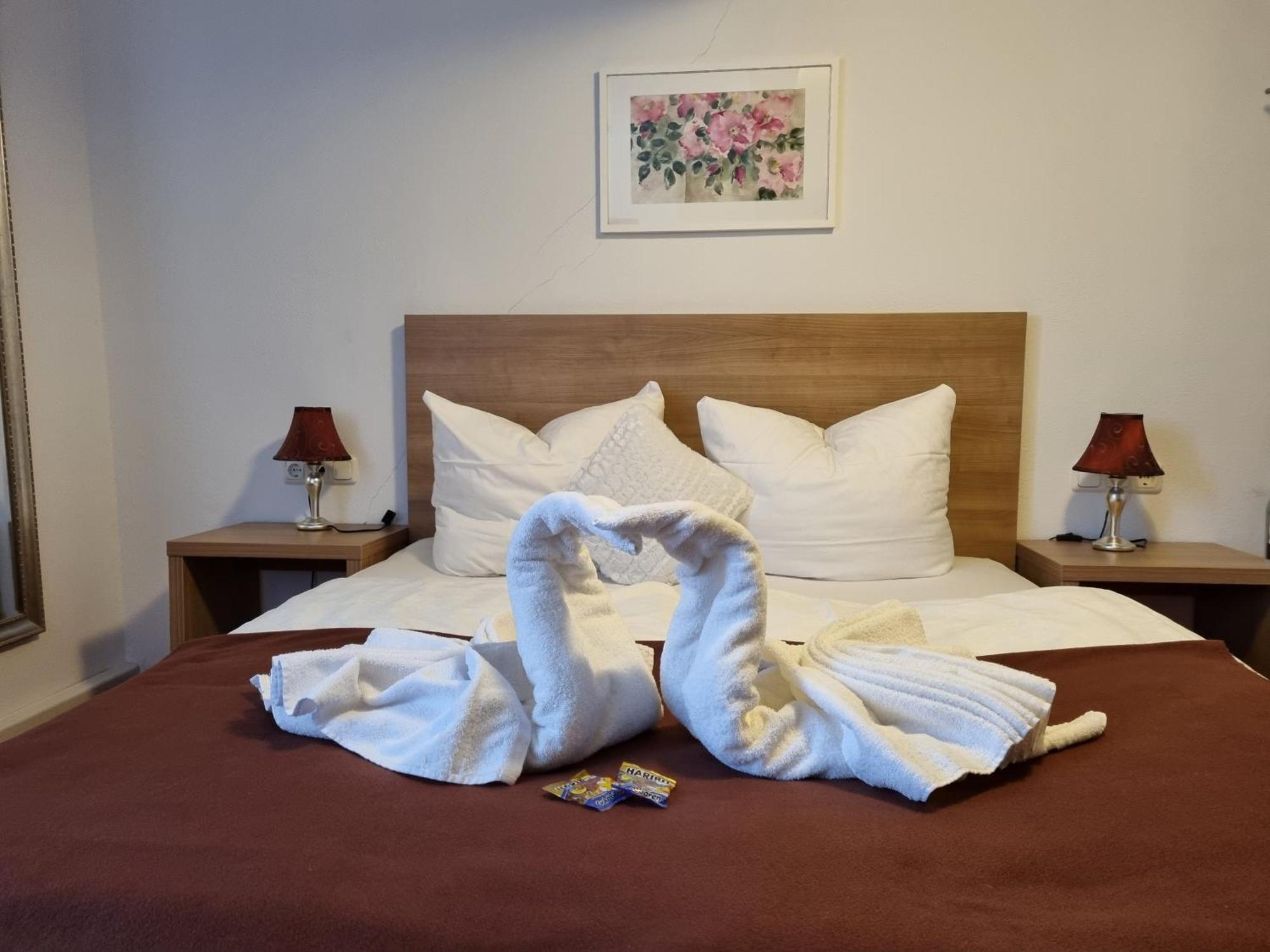 Boutiquehotel Goldene Rose - Self-Check-In Ротенбург-на-Таубере Экстерьер фото