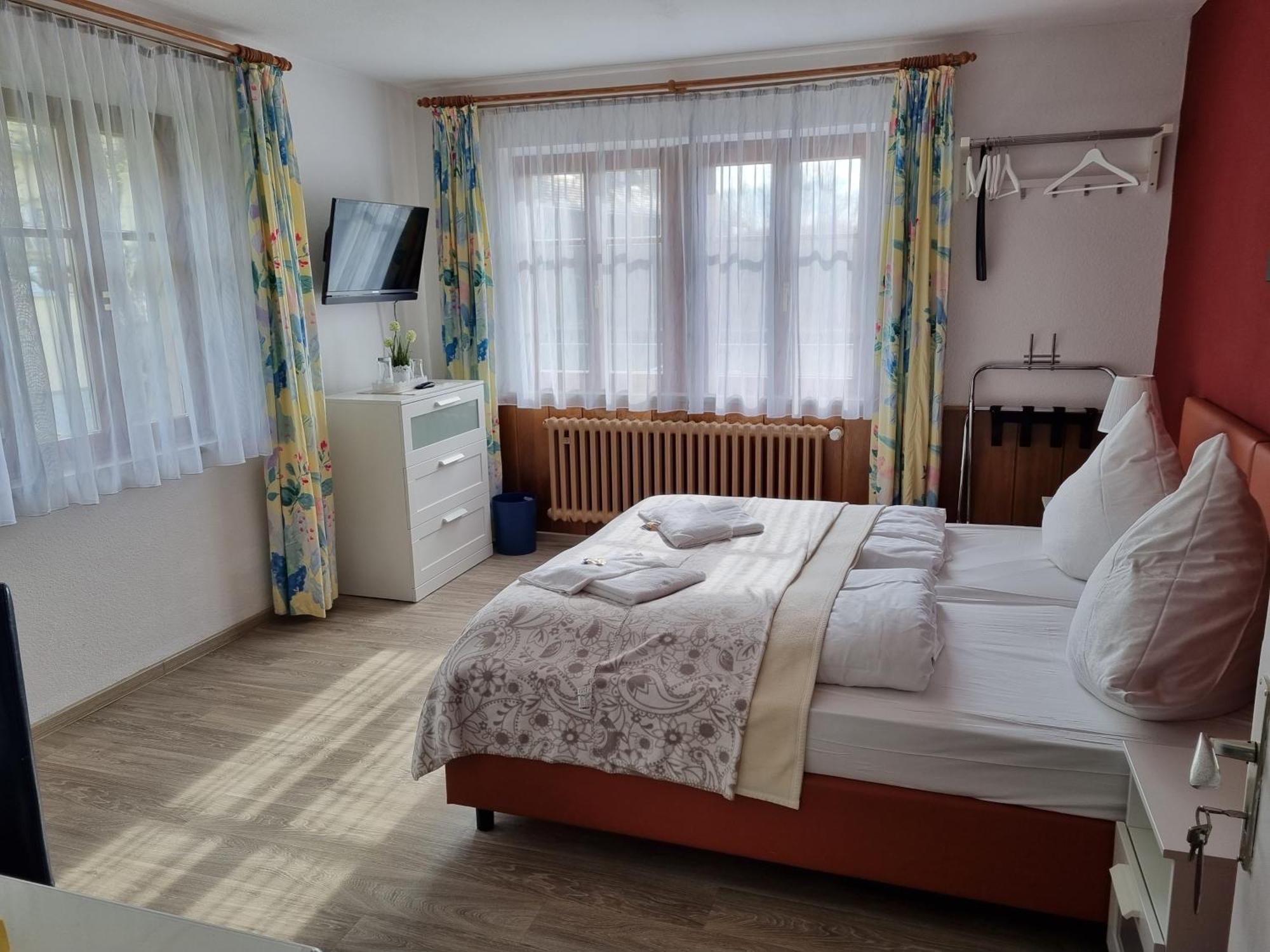 Boutiquehotel Goldene Rose - Self-Check-In Ротенбург-на-Таубере Экстерьер фото