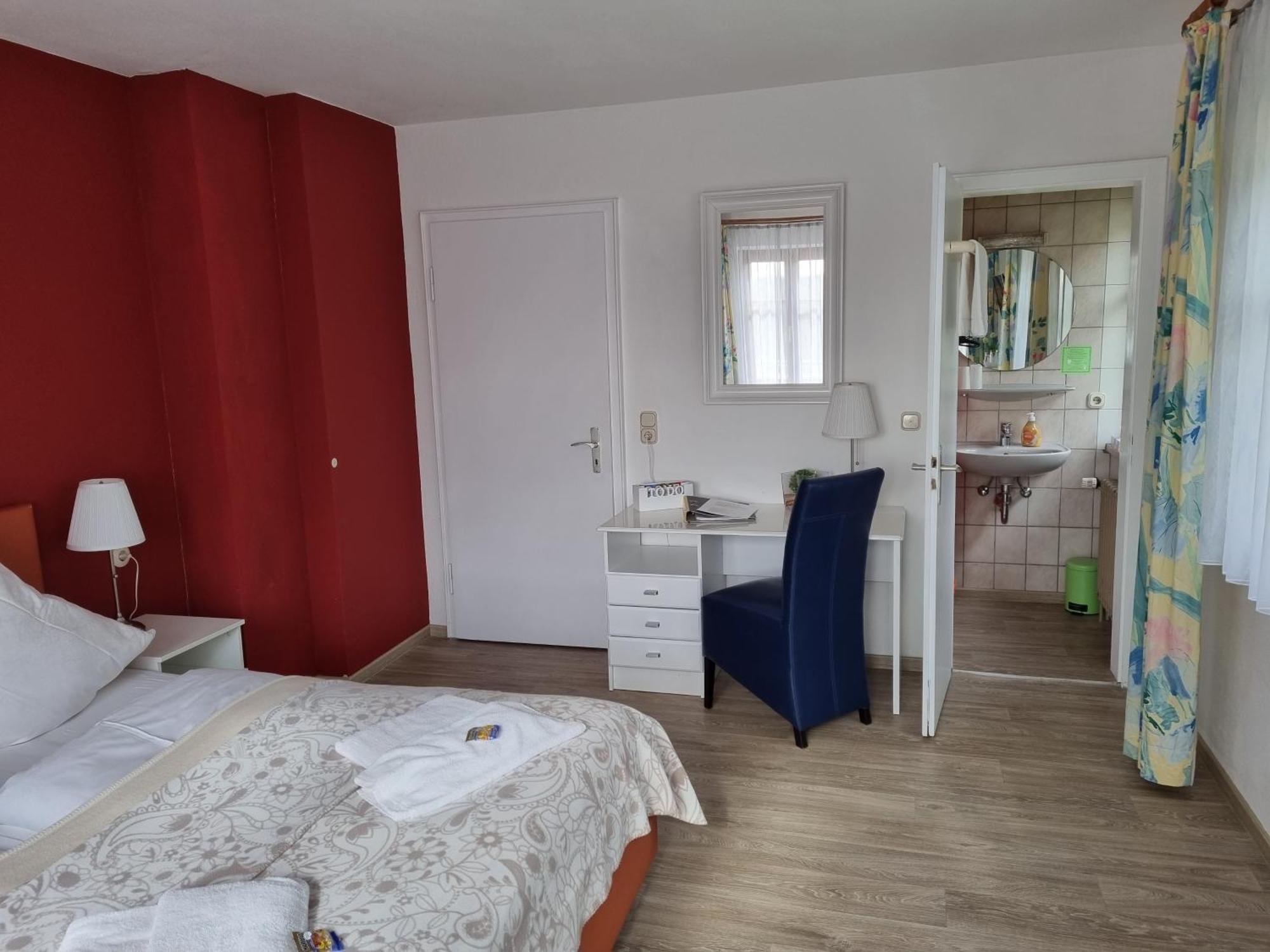 Boutiquehotel Goldene Rose - Self-Check-In Ротенбург-на-Таубере Экстерьер фото