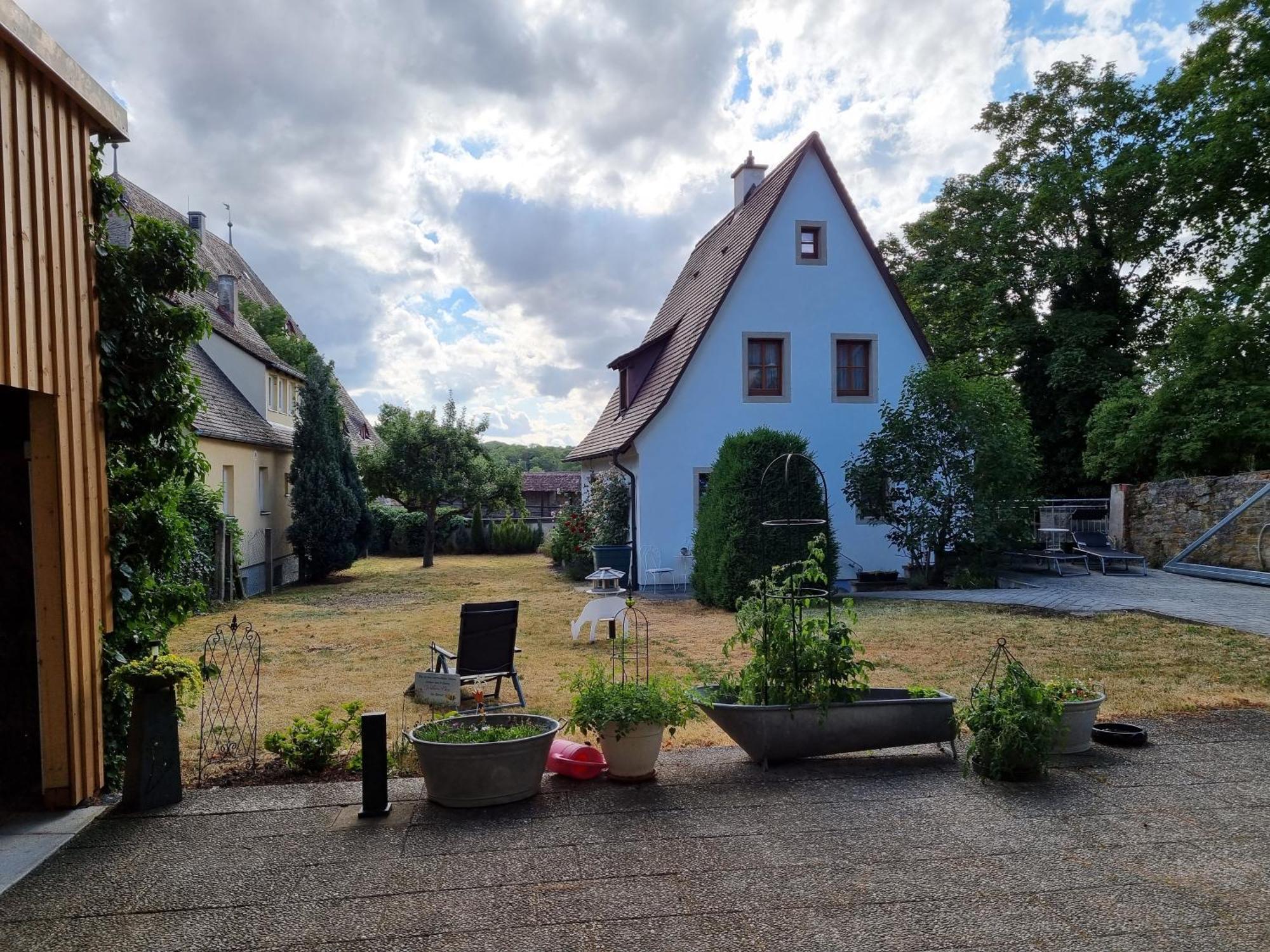 Boutiquehotel Goldene Rose - Self-Check-In Ротенбург-на-Таубере Экстерьер фото