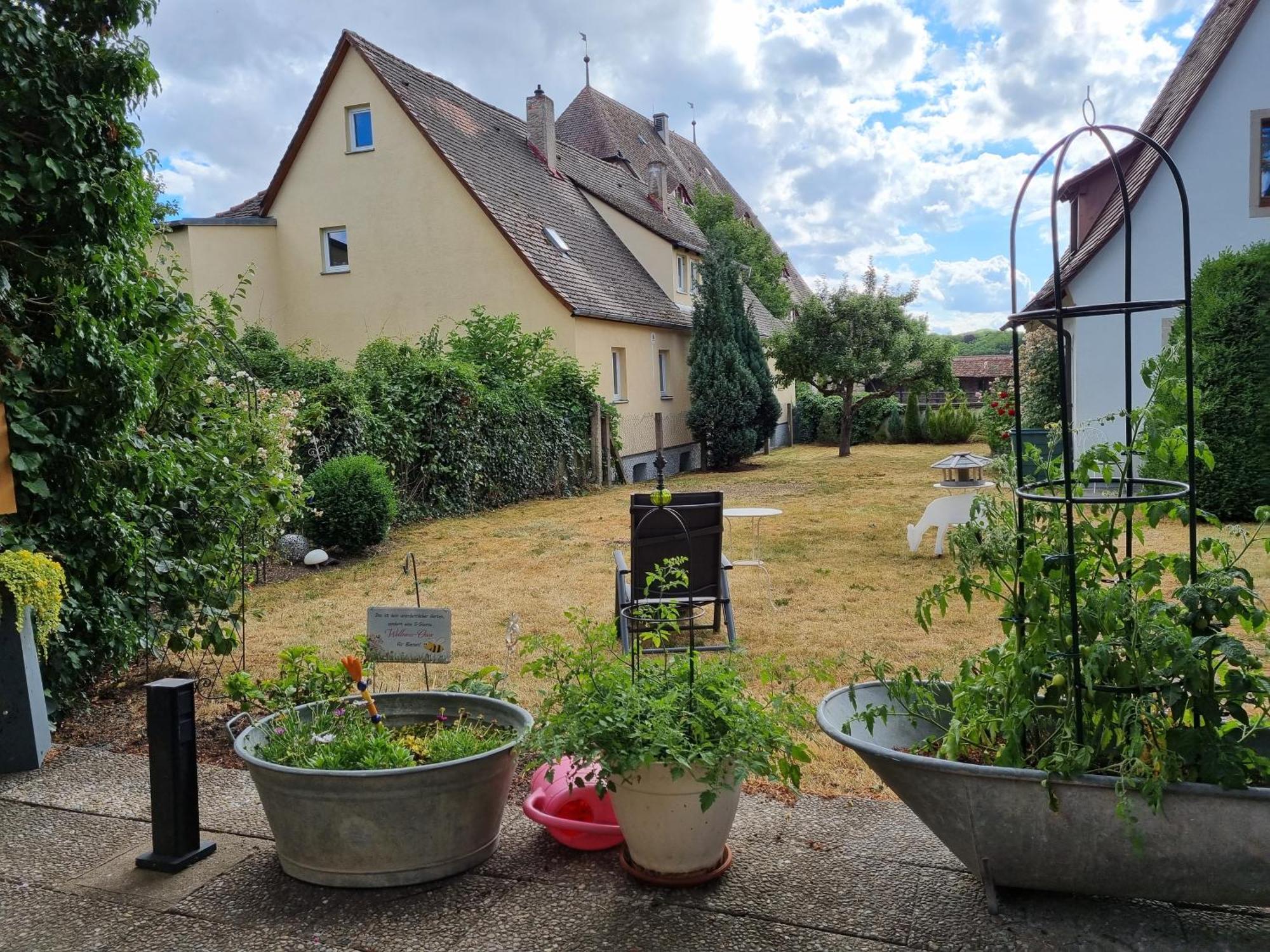 Boutiquehotel Goldene Rose - Self-Check-In Ротенбург-на-Таубере Экстерьер фото