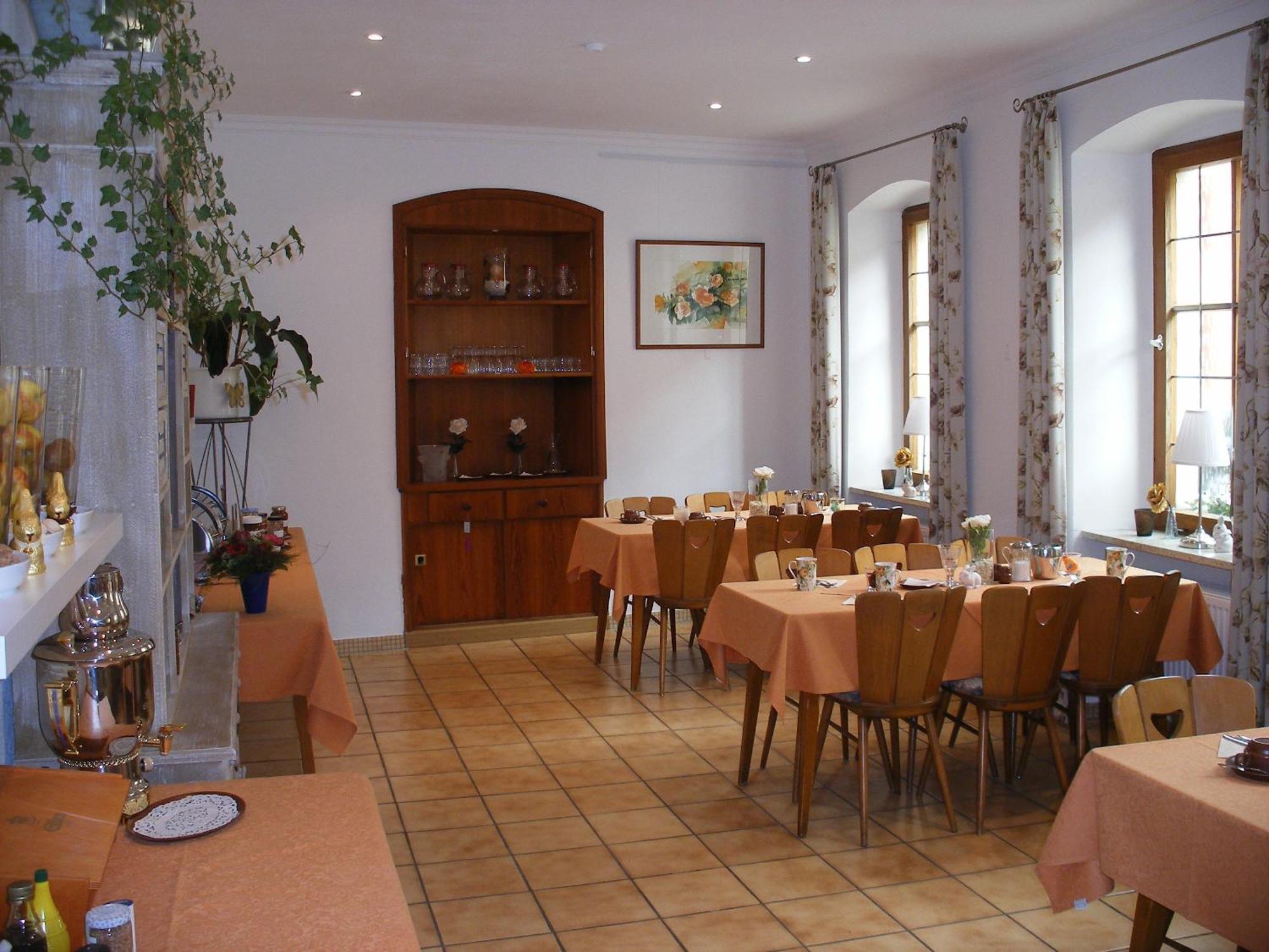 Boutiquehotel Goldene Rose - Self-Check-In Ротенбург-на-Таубере Экстерьер фото