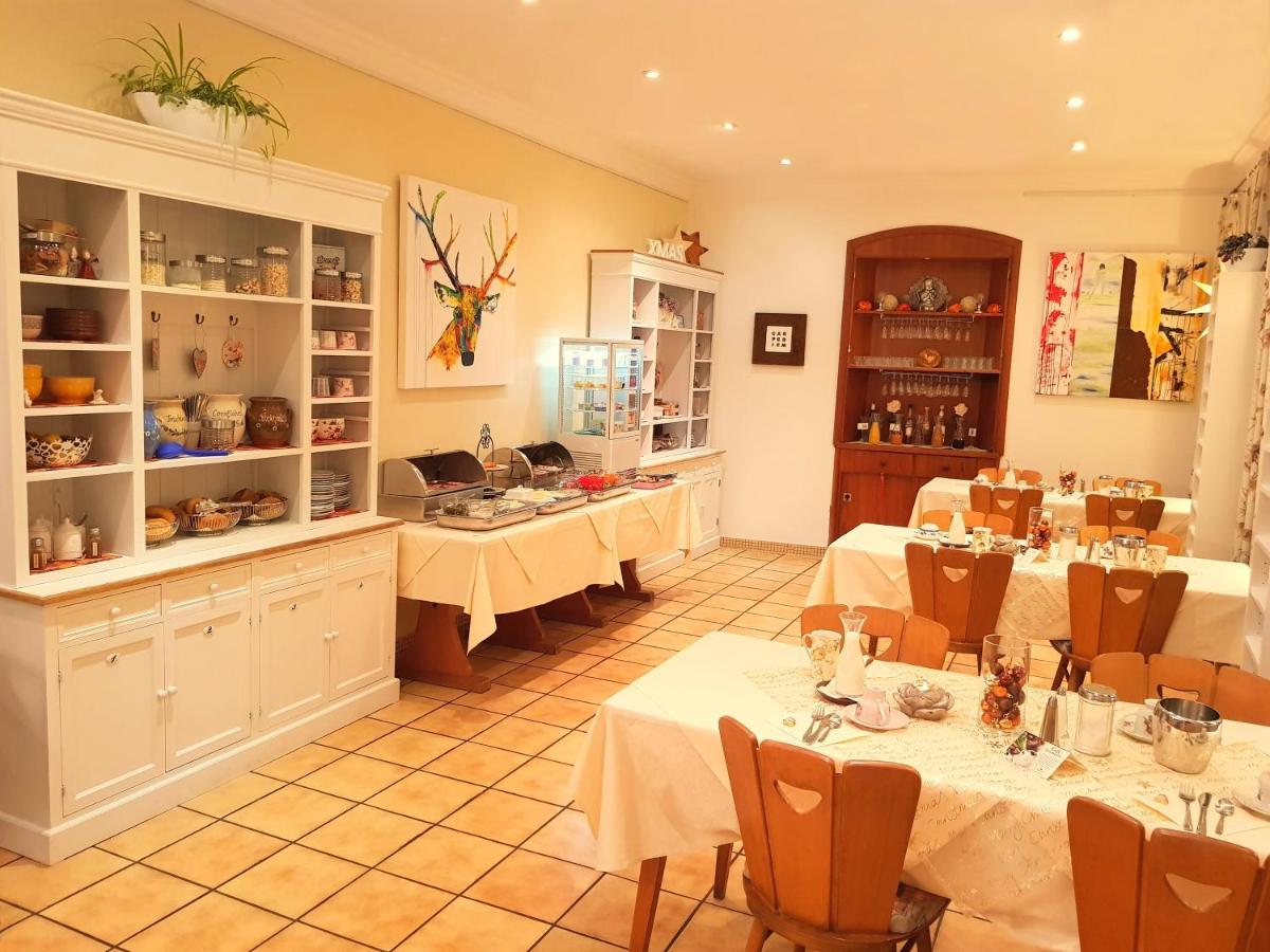 Boutiquehotel Goldene Rose - Self-Check-In Ротенбург-на-Таубере Экстерьер фото